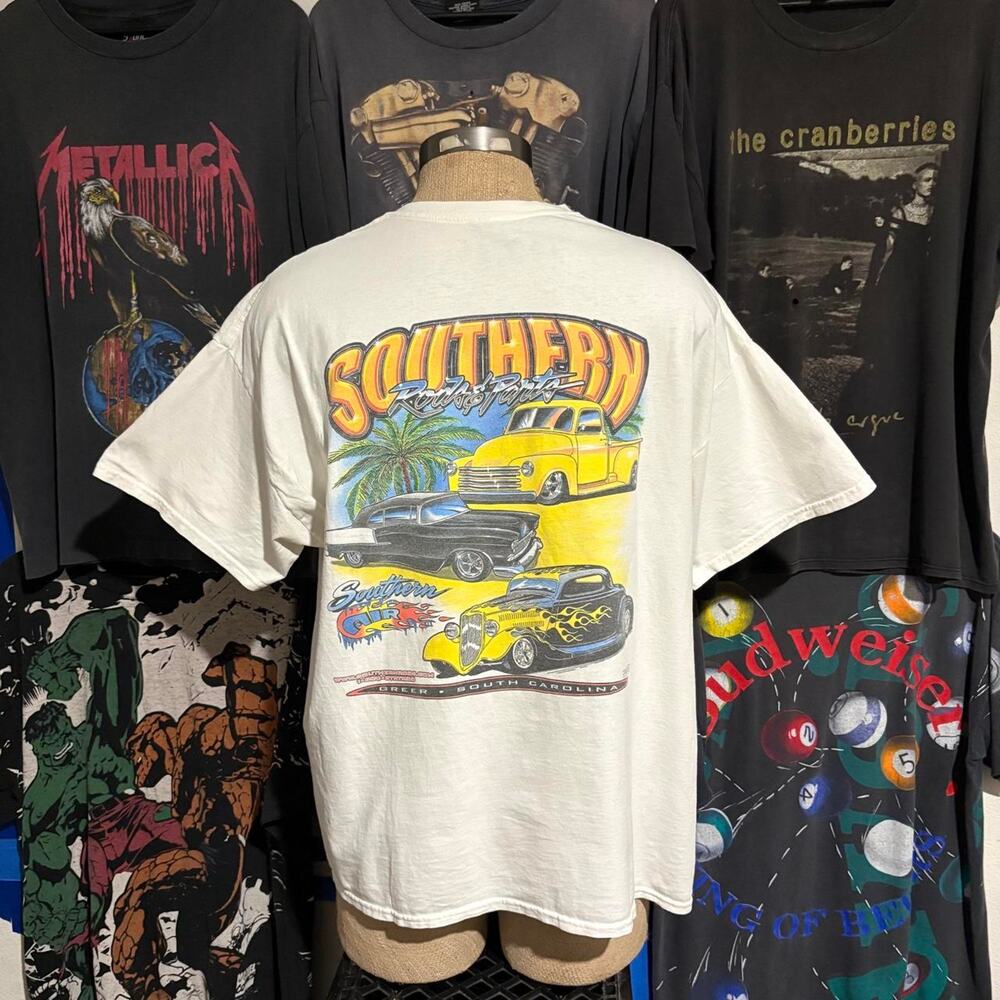 Vintage 2000s car t shirt